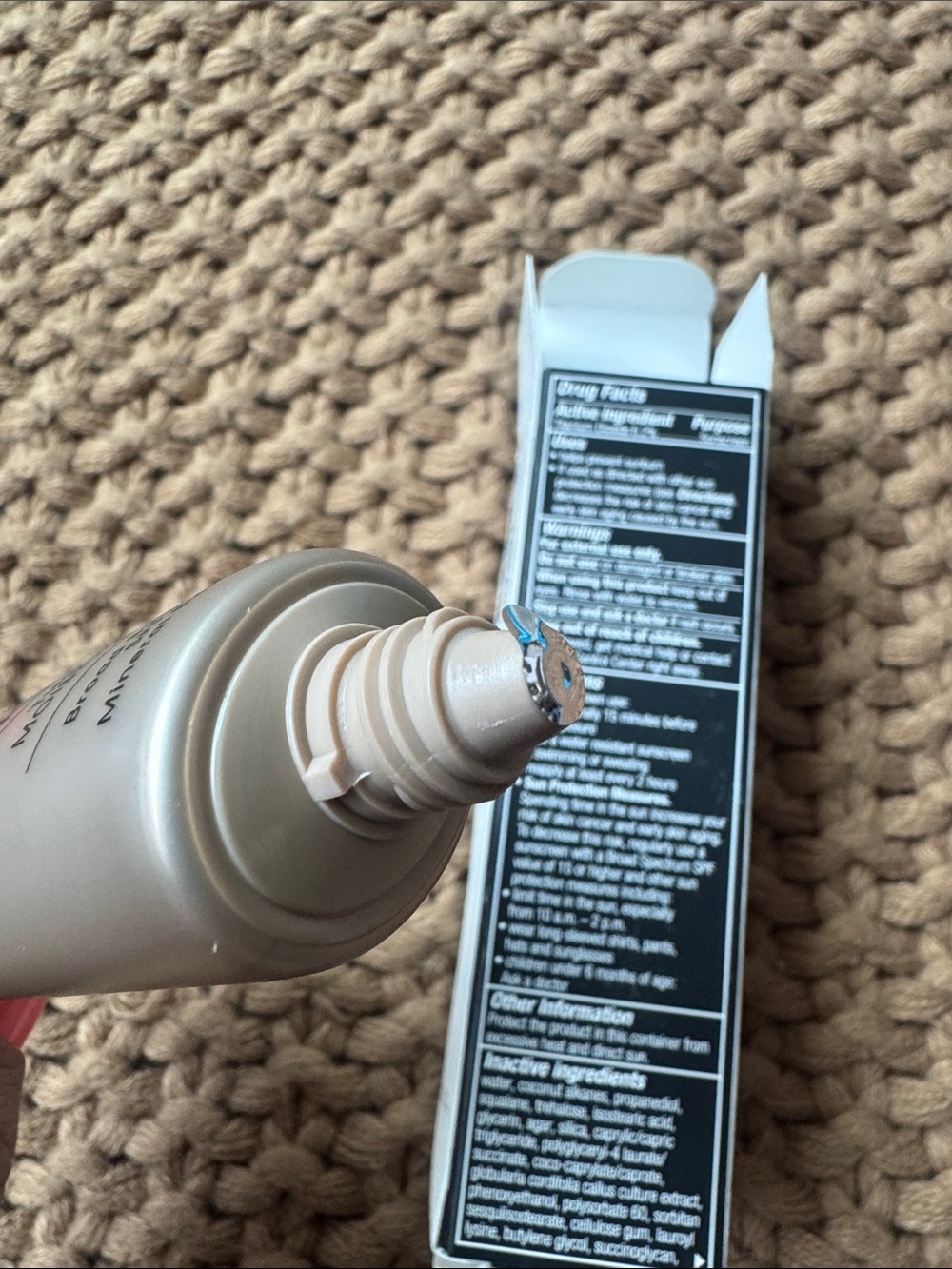 NEW bareMinerals Complexion Rescue Tinted Moisturizer Vanilla 02 35mL/1.18fl oz - Picture 3 of 7